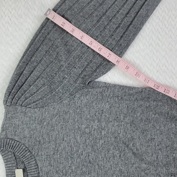 Loft Pleated Puff Sleeve Gray Sweater Size Small - Picture 9 of 16